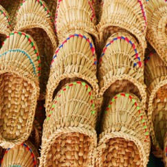 Разработка логотипа для ассоциации и фестиваля народных художественных промыслов, г. Сатка hud_promisl_3.jpg